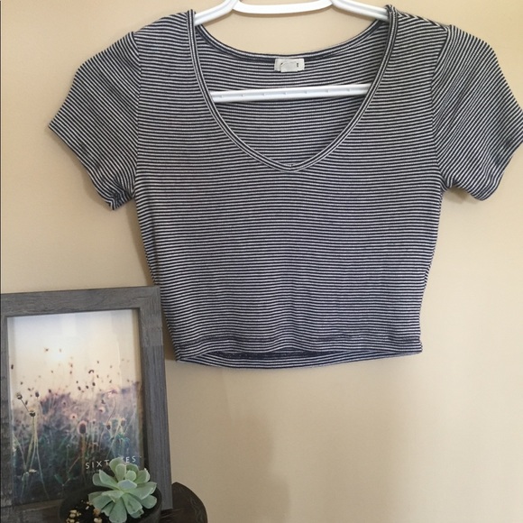 Striped Crop Top - Garage - Picture 1 of 4